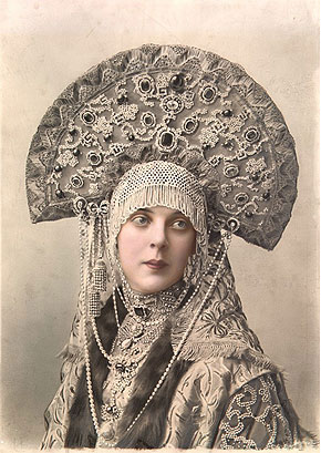 Княгиня О.К. Орлова на костюмированном балу в Зимнем Дворце 1903 г.